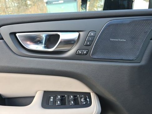 New 2026 Volvo XC60 B5 Plus w/ Climate Package image 24