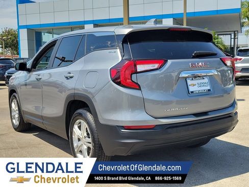 Certified 2024 GMC Terrain SLE FWD image 13