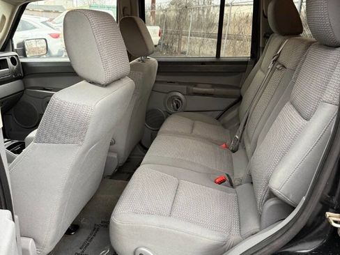 Used 2006 Jeep Commander 4WD image 15
