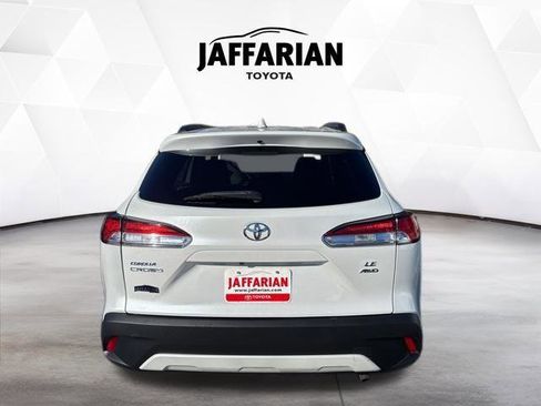 Certified 2023 Toyota Corolla Cross LE image 7