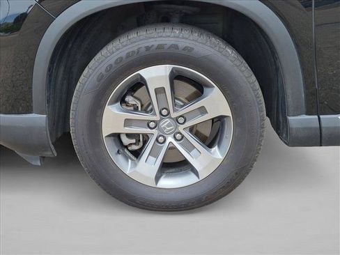 Certified 2023 Honda Pilot EX-L image 9