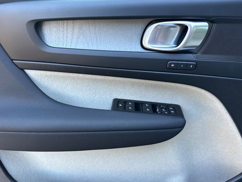 New 2026 Volvo XC40 B5 Plus w/ Protection Package Premier image 9