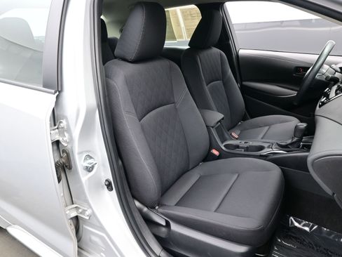 Used 2024 Toyota Corolla LE image 13