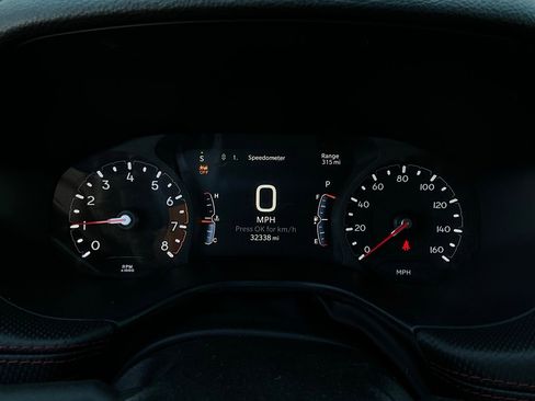 Used 2025 Jeep Compass Trailhawk image 37