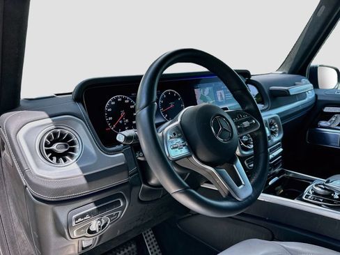 Used 2024 Mercedes-Benz G 550 image 9