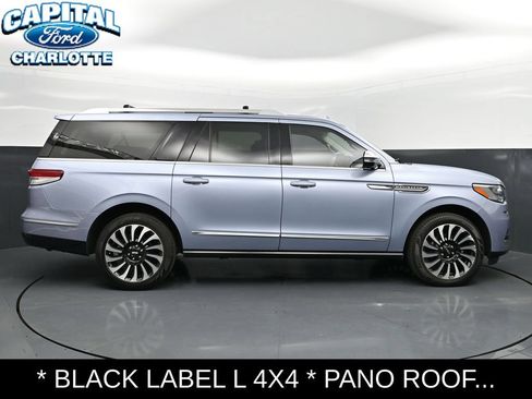 Used 2023 Lincoln Navigator L Black Label AWD/4WD image 9
