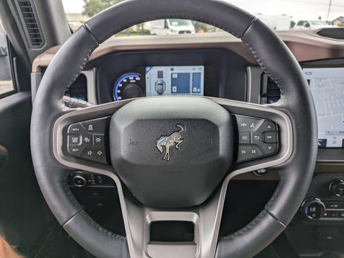 Certified 2023 Ford Bronco Outer Banks AWD/4WD image 28