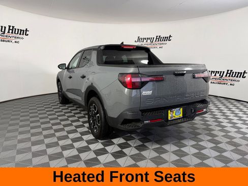 Used 2024 Hyundai Santa Cruz SEL image 9