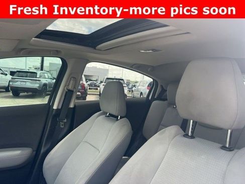 Used 2019 Honda HR-V EX image 8