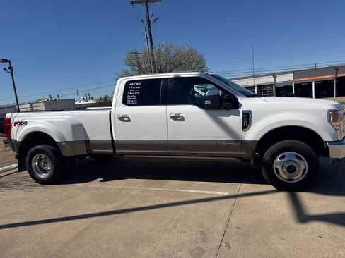 Used 2020 Ford F350 King Ranch w/ King Ranch Ultimate Package image 4