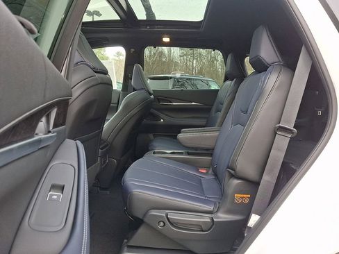 New 2026 INFINITI QX60 Sport image 6