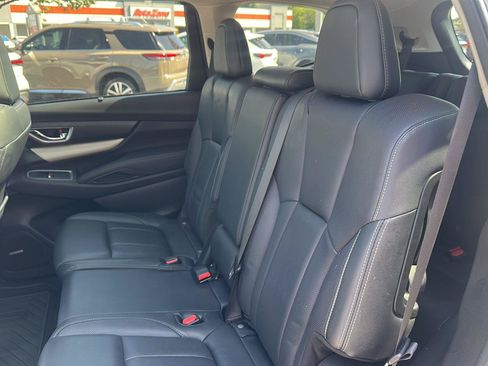 Used 2022 Subaru Ascent Limited w/ Technology Package AWD/4WD image 24