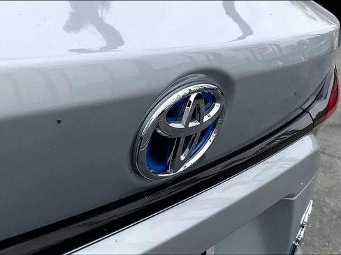 Used 2024 Toyota Corolla LE FWD image 30