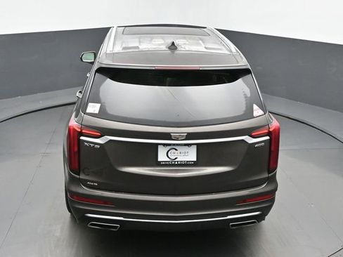 Used 2020 Cadillac XT6 Premium Luxury image 44