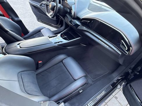 Certified 2024 Ferrari Purosangue AWD/4WD image 34