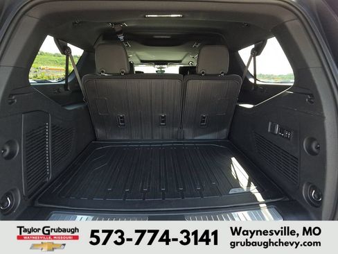 Used 2026 GMC Yukon XL AT4 w/ AT4 Premium Plus Package AWD/4WD image 34