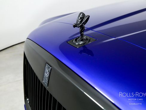 Certified 2024 Rolls-Royce Cullinan Black Badge w/ Dark Exterior Package image 50