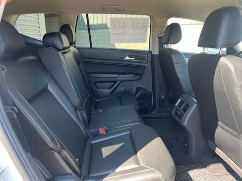 Used 2019 Volkswagen Atlas SE w/ Towing Package AWD/4WD image 13