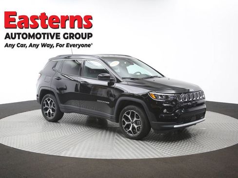 Used 2025 Jeep Compass Limited AWD/4WD image 44