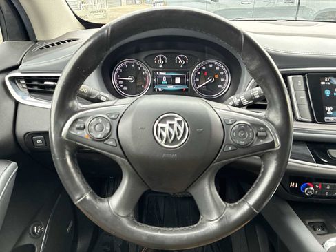 Used 2019 Buick Enclave Premium image 10