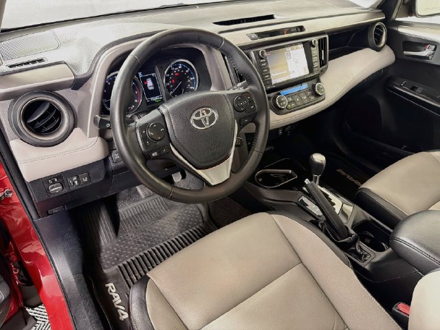 Used 2017 Toyota RAV4 Limited w/ Advanced Technology Package AWD/4WD image 13