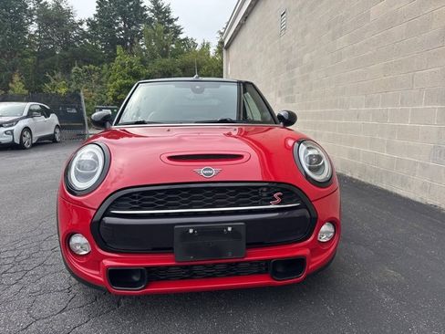 Used 2019 MINI Cooper S w/ Premium Package image 7