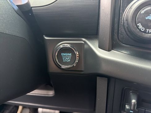 Used 2024 Ford F150 XLT w/ Equipment Group 302A MID image 15