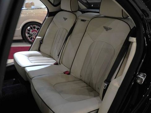 Used 2013 Bentley Mulsanne RWD image 16