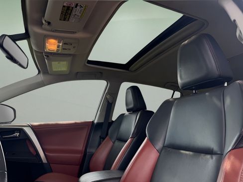 Used 2013 Toyota RAV4 Limited FWD image 17