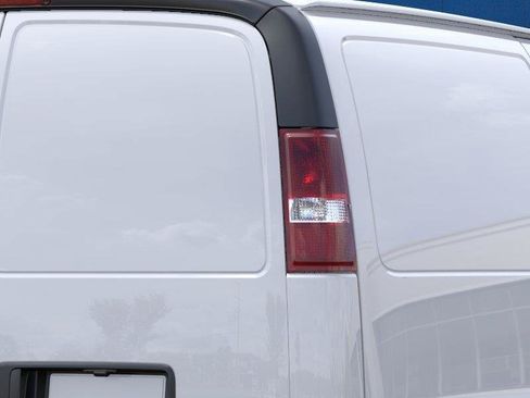 New 2026 Chevrolet Express 2500 w/ Driver Convenience Package RWD image 11