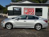 Used 2013 Nissan Altima 2.5 SV image 4