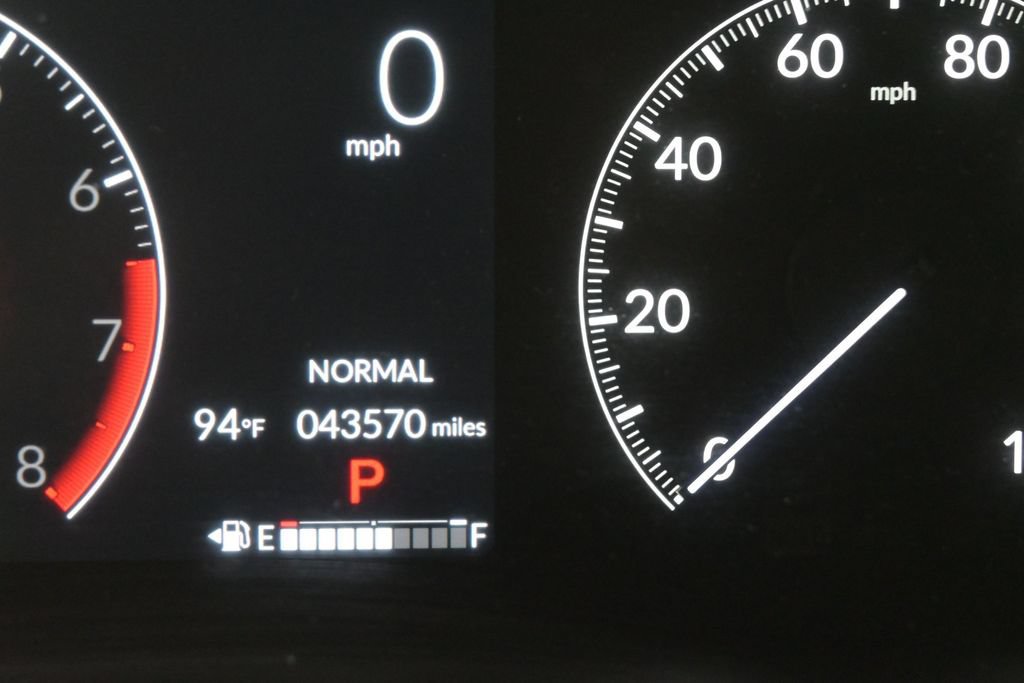 Used 2025 Honda CR-V EX-L image 12