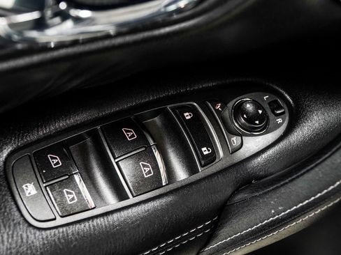 Used 2020 Nissan Armada Platinum w/ Captain's Chairs Package image 49