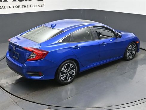 Used 2018 Honda Civic EX-T image 37