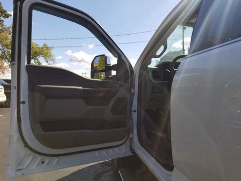 New 2026 Ford F350 Platinum w/ Platinum Plus Package image 13