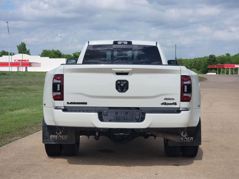 Used 2023 RAM 3500 Laramie w/ Night Edition AWD/4WD image 8