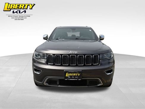 Used 2021 Jeep Grand Cherokee Limited AWD/4WD image 3