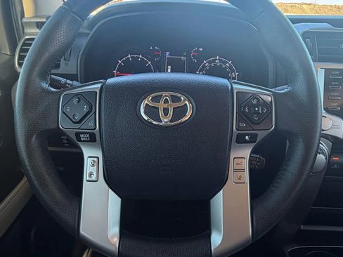 Used 2022 Toyota 4Runner SR5 Premium w/ Moonroof Package image 14