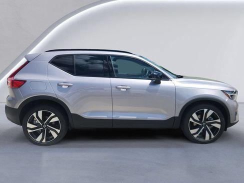 New 2026 Volvo XC40 B5 Ultra w/ Protection Package Premier AWD/4WD image 3