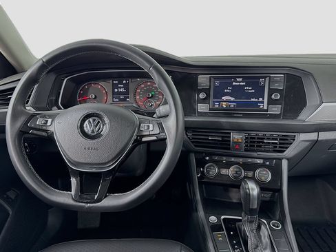 Used 2021 Volkswagen Jetta SE FWD image 11