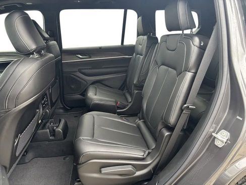 New 2025 Jeep Grand Cherokee L Limited image 25