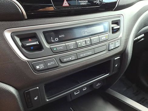Certified 2024 Honda Ridgeline TrailSport image 30