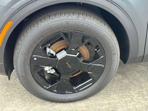 New 2026 Kia Sportage X-Line image 4