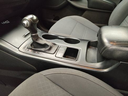 Used 2016 Kia Sorento FWD image 26