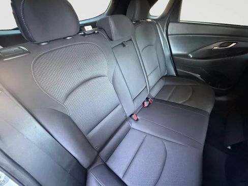 Used 2018 Hyundai Elantra GT FWD image 18