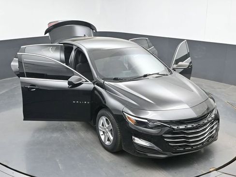 Used 2022 Chevrolet Malibu LS FWD image 46