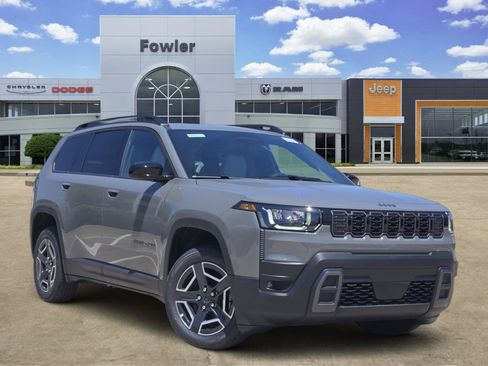 New 2026 Jeep Cherokee Laredo AWD/4WD image 1