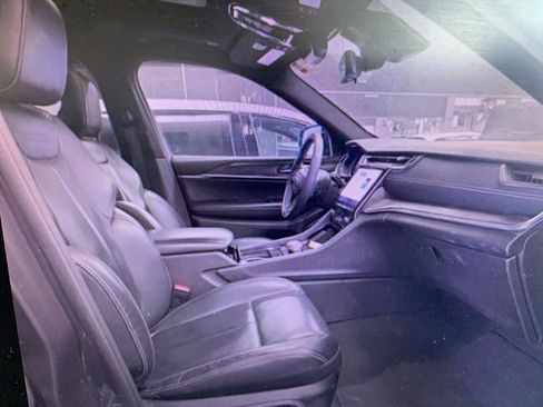 Used 2023 Jeep Grand Cherokee L Overland w/ Luxury Tech Group IV image 17