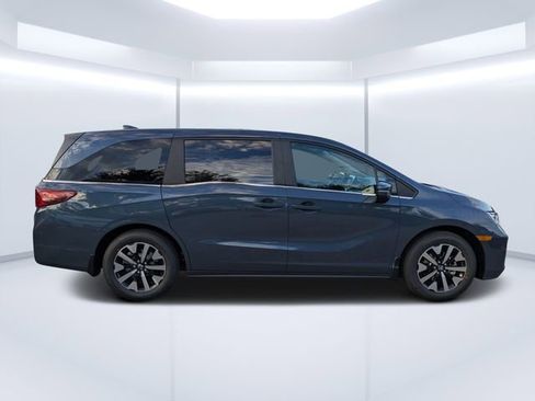 New 2026 Honda Odyssey EX-L image 2