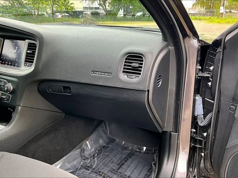 Used 2023 Dodge Charger SXT w/ Cold Weather Package RWD image 19